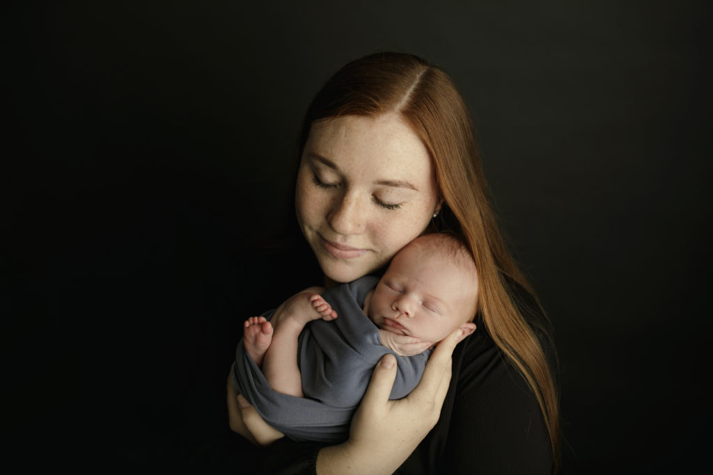 newborn photographer louisville ky